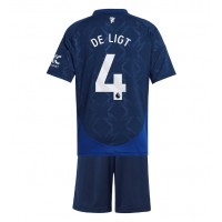 Camisa de Futebol Manchester United Matthijs de Ligt #4 Equipamento Secundário Infantil 2024-25 Manga Curta (+ Calças curtas)